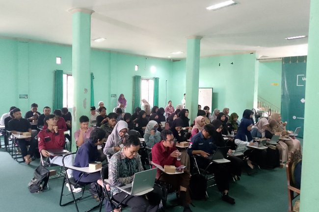 Unukase Gelar Workshop Peningkatan Pendidikan Teknologi (E-Learning)