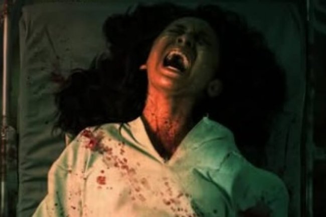 Sinopsis Film Tumbal Darah : Teror Persalinan yang Mematikan