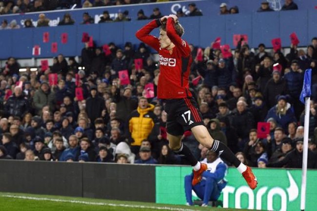Gol Salto Spektakuler Garnacho Rebut Puskas Award, Samai Ronaldo