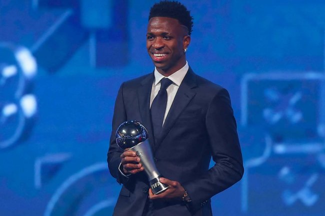 Sukses Balas Dendam! Sensasi Real Madrid Vinicius Junior Jadi Pemain Terbaik FIFA 2024 Kategori Pria