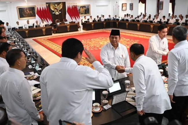 Kebijakan Tepi Jurang PPN 12 Persen