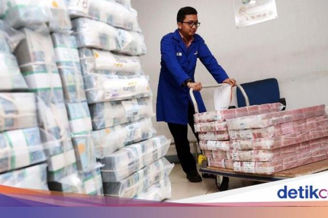 Akhir Tahun Utang Pemerintah Naik Lagi Tembus Rp 8.680 T