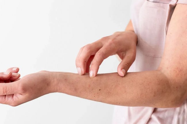 Produk Serum Transfersom yang Mengandung Produk Metabolit Sel Punca Mesenkim dari Membran Amnion - Universitas Airlangga Official Website