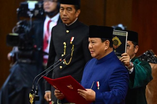 'Gebrakan' Prabowo 2 Bulan Menjabat: PPN 12 Persen hingga Naikkan UMP