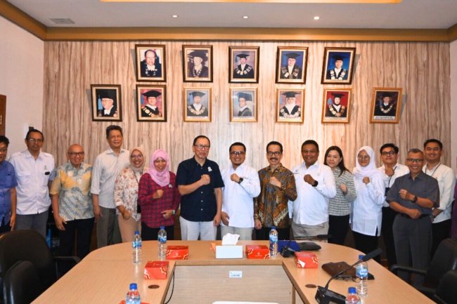 APTIKNAS dan ISTN Jalin Kerjasama Pengembangan Kompetensi TIK dan Technopreneur