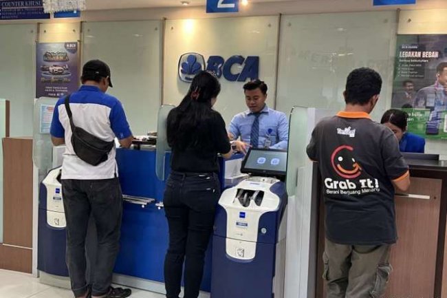 Periksa Panduan Tukar Valas dan Kurs Dollar-Rupiah di BCA pada Senin (23/12)