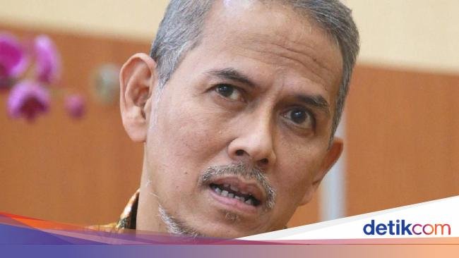 Intip Garasi Anggito Abimanyu yang Disebut Jadi Menteri Penerimaan Negara