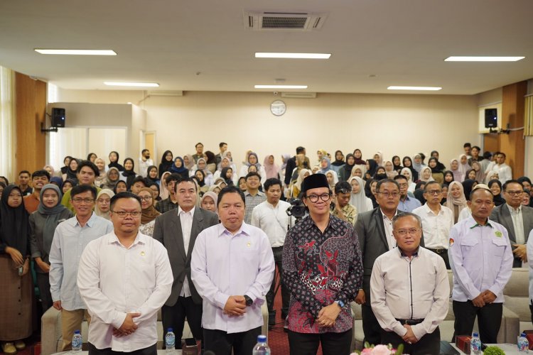 Seminar Internasional FISIP UIN Sunan Gunung Djati Bandung: Pentingnya Memanfaatkan AI untuk Kemaslahatan Umat - UIN Sunan Gunung Djati Bandung