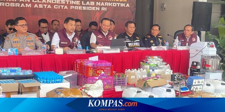 Pabrik Narkoba Jaringan Internasional "Sembunyi" di Rumah Mewah Bandung