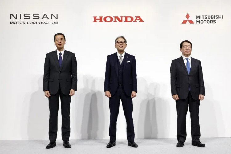 Hadapi Gempuran Otomotif China, Honda dan Nissan Bakal Merger pada 2026