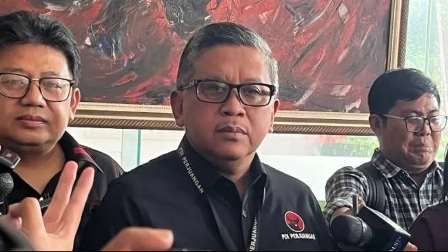 Hasto Disebut Titip Dokumen Skandal Petinggi Negara ke Connie, Guntur: Ini Bentuk Perlawanan PDIP