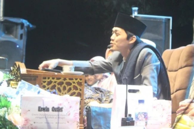 Ngaji di Trenggalek, Gus Iqdam Ulas Peristiwa Besar Bulan Rajab