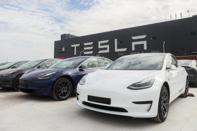 Penjualan Tesla Turun di 2024, Pertama Kalinya dalam 12 Tahun
