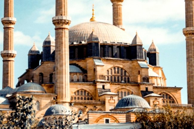 Histori Penting di Bulan Rajab: Peristiwa Bersejarah dalam Islam yang Memiliki Makna Mendalam