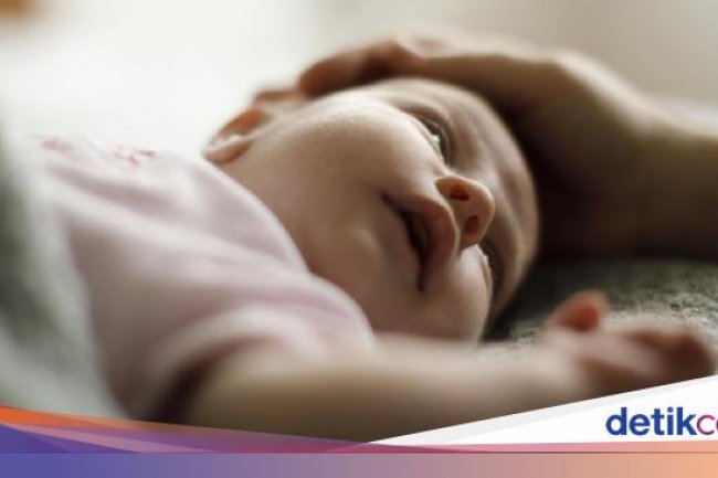 Viral Warganet Curhat Kepala Anaknya Peyang Setelah Lahir, Bahaya Nggak Sih?