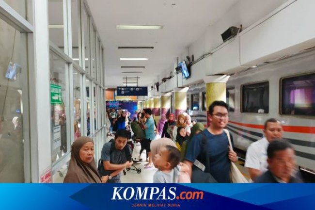 Antisipasi Virus HMPV, KAI Sumut Cuci Kereta dan Siapkan Posko Kesehatan