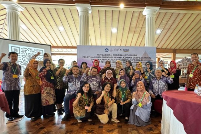 PPG UNS Tingkatkan Kualitas Guru SD Lewat Pelatihan Deep Learning dan Teknologi Informasi ยป JOGLOSEMAR NEWS