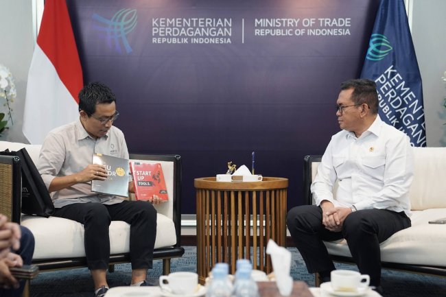 Mendag Menerima Kunjungan Ketua Umum Masyarakat Industri Kreatif Teknologi Informasi dan Komunikasi Indonesia (MIKTI) - Kementerian Perdagangan Republik Indonesia