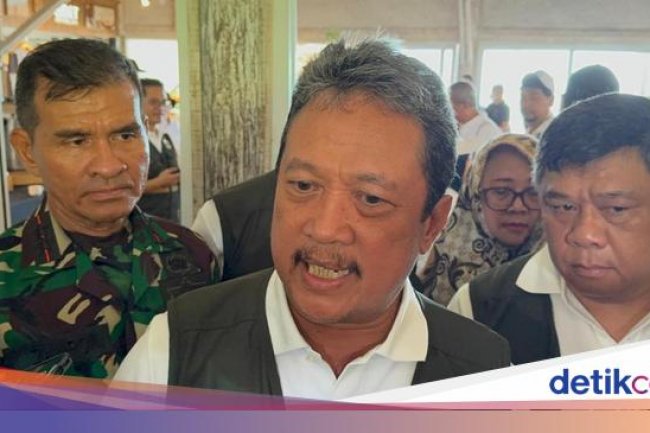 Menteri KKP Soal Pagar Laut di Tangerang Dicabut: Tunggu Dulu Dong