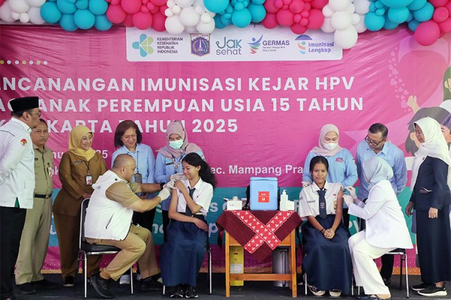 Dinkes DKI Canangkan Imunisasi Kejar HPV Bagi Siswi SMP dan Sederajat