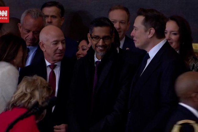 VIDEO: Elon Musk, Jeff Bezos hingga Obama Hadir di Pelantikan Trump
