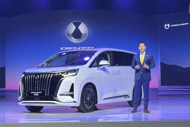 Maxus Tanggapi Santai Kehadiran Denza D9 yang Harganya Cuma Rp 950 Juta