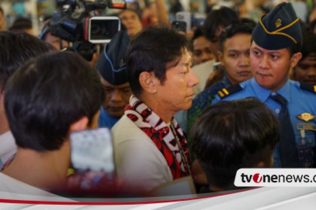 Bak Bumi dan Langit Usai Diantar Ratusan Suporter Timnas Indonesia Pulang, Shin Tae-yong Malah Kesepian Setelah Tiba di Korea