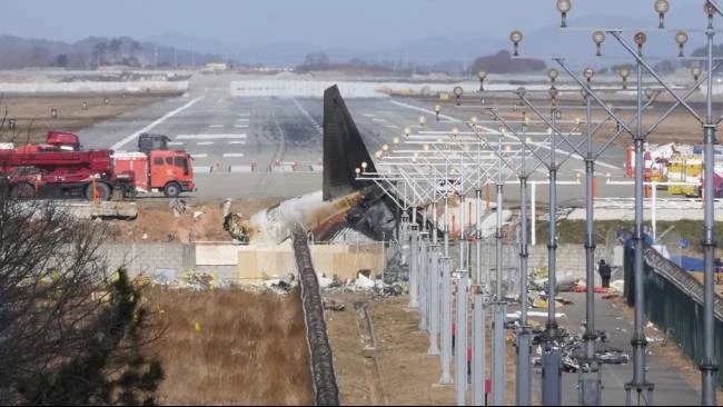 Imbas Jeju Air Tabrak Tembok Tewaskan 179 Orang, Bandara Internasional Muan Digeledah Polisi