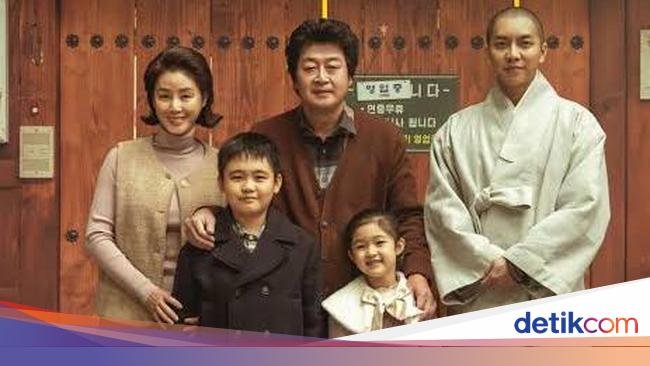 Sinopsis dan Review About Family