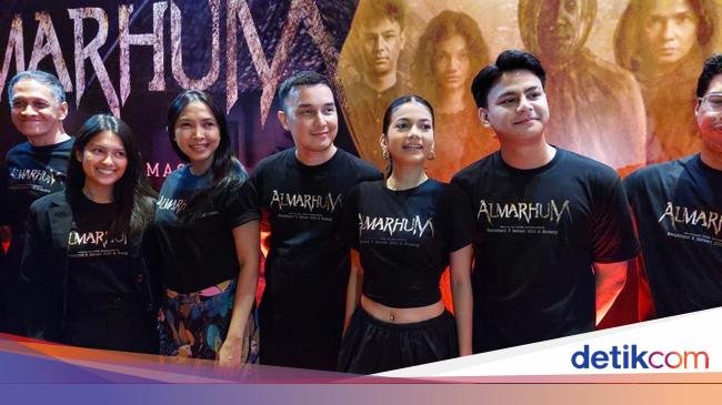 Sinopsis dan Daftar Pemain Film Almarhum, Ini Jadwal Bioskop Surabaya