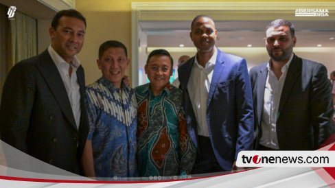 Alex Pastoor Diam-Diam Sudah Tiba di Jakarta? Asisten Pelatih Timnas Indonesia Disebut Temani Patrick Kluivert Temui PT LIB