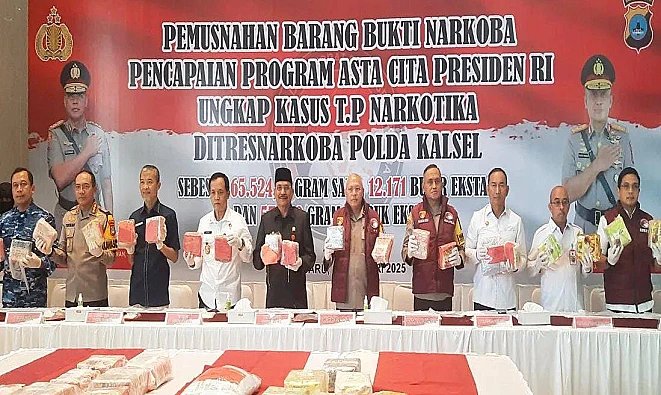 Jaringan Narkoba Internasional Fredy Pratama Kembali Terbongkar, 65 Kg Sabu dan 12 Ribu Pil Ekstasi Dimusnahkan Polda Kalsel