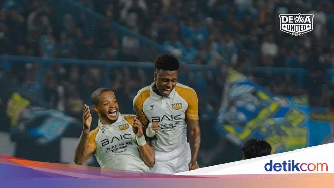 Soccer Brain Dewa United yang Hancurkan Persib Bandung