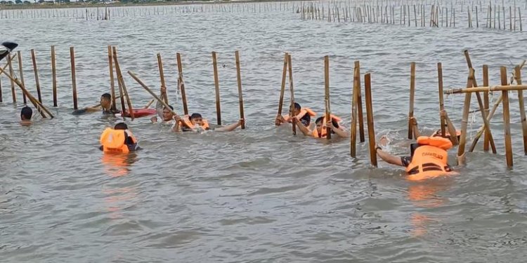 TNI AL Targetkan Pembongkaran Pagar Laut di Tangerang Selesai 10 Hari