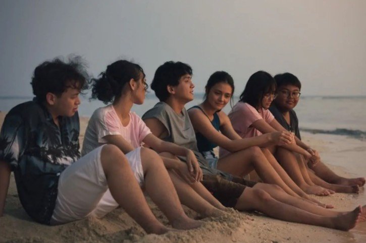 Sinopsis Film Indonesia: 1 Kakak 7 Ponakan Sangat Mengharukan