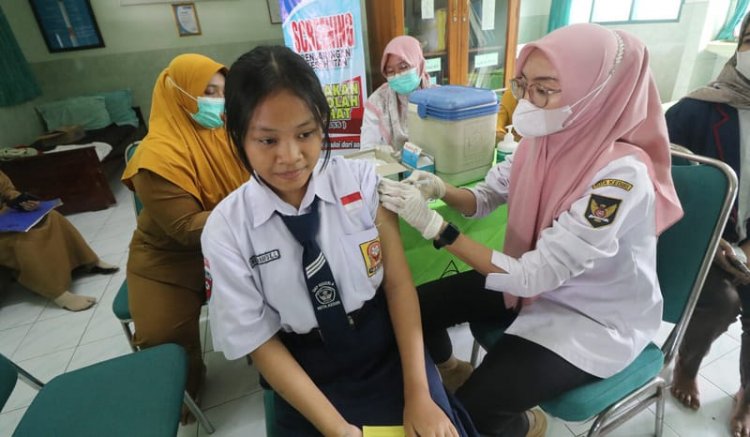 Manfaat Penting Vaksin HPV untuk Cegah Kanker Serviks