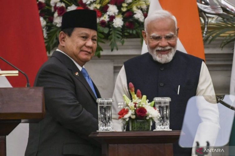 Momen hangat Prabowo dan PM Modi saling peluk hingga panggil "brother"