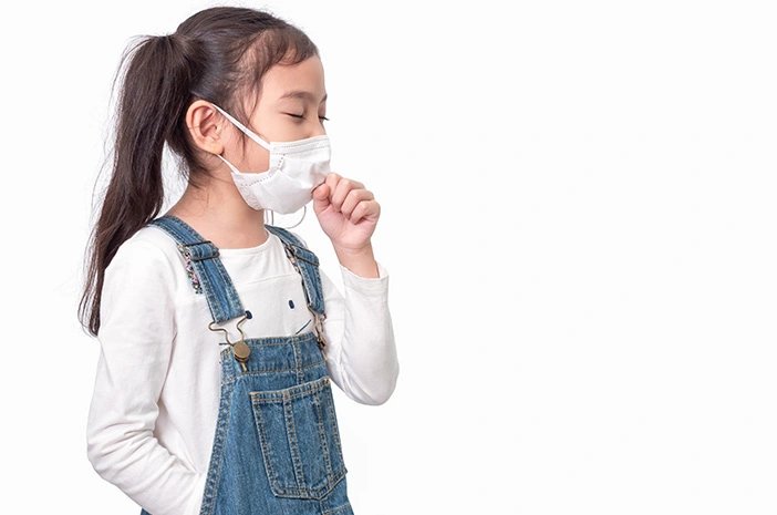 Risiko Tuberkulosis Aktif pada Anak dengan Kontak Rumah Tangga Dewasa yang Terinfeksi TB