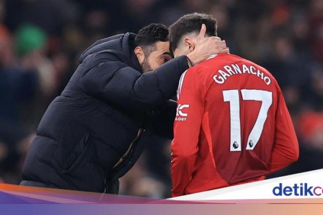 Beda Garnacho dan Rashford Usai Diparkir Amorim