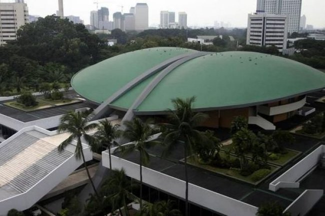 Tok! UU BUMN Disahkan DPR