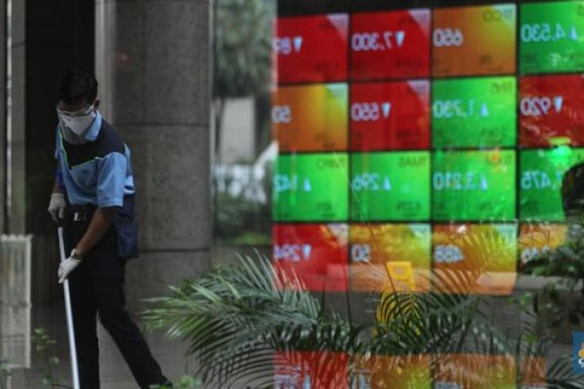 Jelang Rilis Pertumbuhan Ekonomi, IHSG Dibuka Lesu