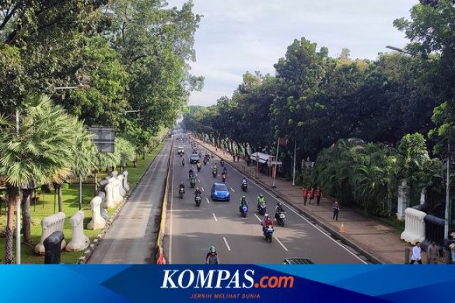 Jelang Pelantikan Kepala Daerah, Arus Lalu Lintas di Monas Ramai Lancar