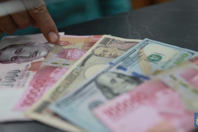 Rupiah Paling Tertekan di Asia, Jepang Full Senyum Lawan Amerika!