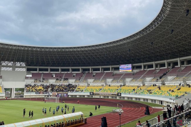 DPRD dukung stadion internasional Banten