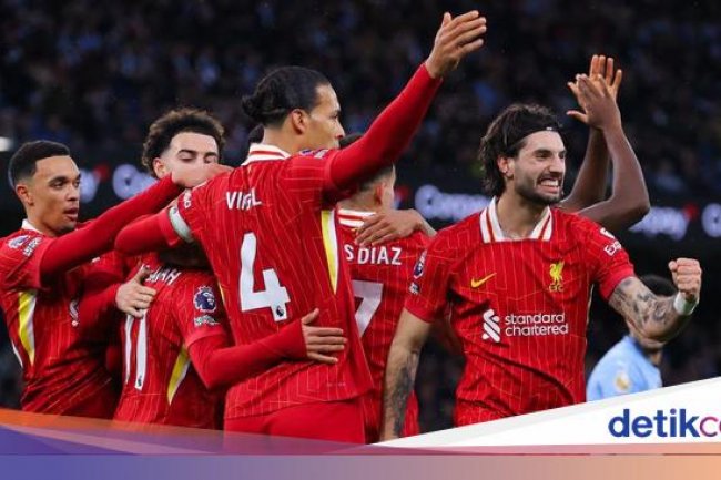 Salah: Pemain Veteran Liverpool Butuh Gelar Juara Premier League Lagi