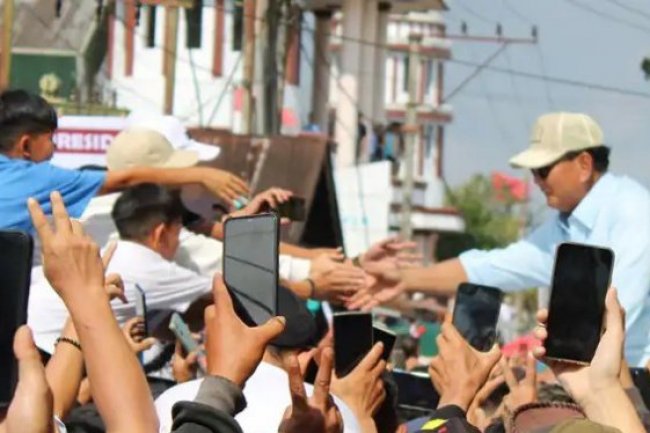 EDITORIAL: Satu Hari Dua Peristiwa Besar, Kuda Troya Bergerak Masuk Istana