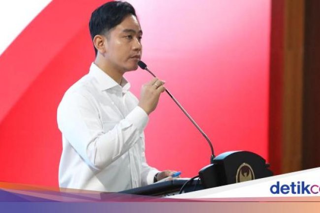 Gibran Pantun 'Anak Merajuk Matanya Merah': Kepala Daerah Patuhi Presiden
