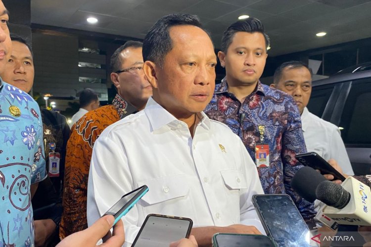 Pelantikan kepala daerah nonsengketa digabung perkara gugur di MK