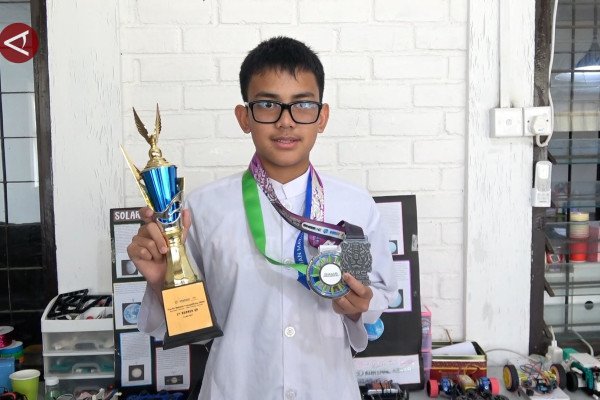 Reyyan, robotik cilik asal Batam dengan prestasi internasional