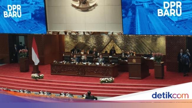 Dasco Pimpin Rapat Paripurna Pengesahan RUU BUMN Jadi Undang-Undang